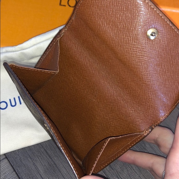 Louis Vuitton Elise Wallet - Picture 8 of 13